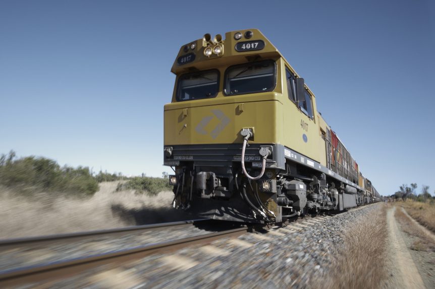Aurizon moura line locomotive